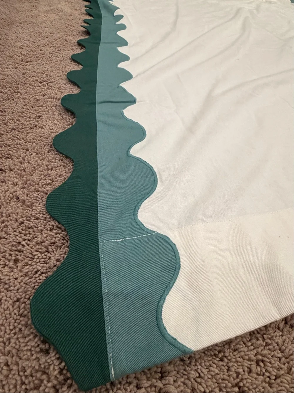 New 63 x 50 Anthropologie Maeve scallopped curtain white cream green scallop